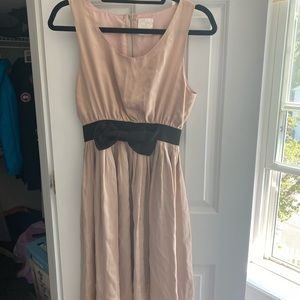 Line & dot 100% silk dress. Almost new condition.